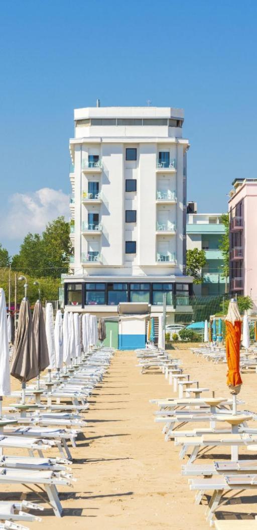 רימיני Grand Meeting Hotel מראה חיצוני תמונה